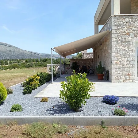 Smailis 2 Apartment *